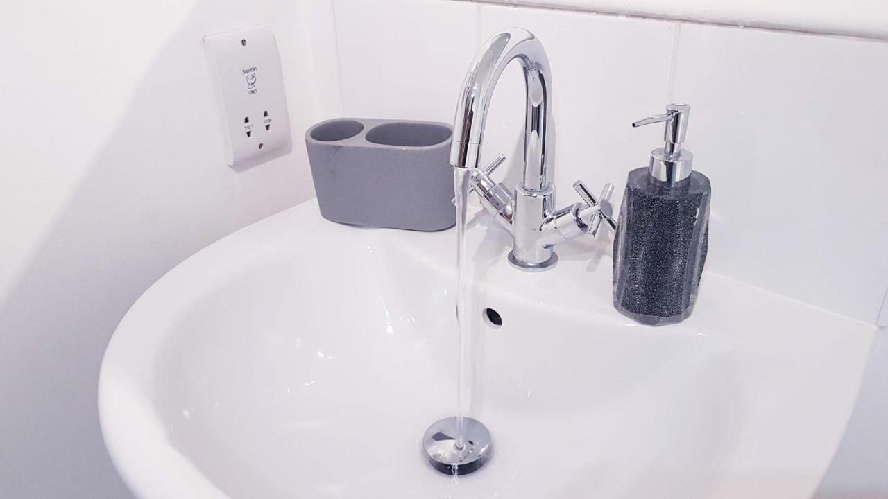 Marco Island -Spacious City Centre 2 Bedroom Apartment Nottingham Kültér fotó