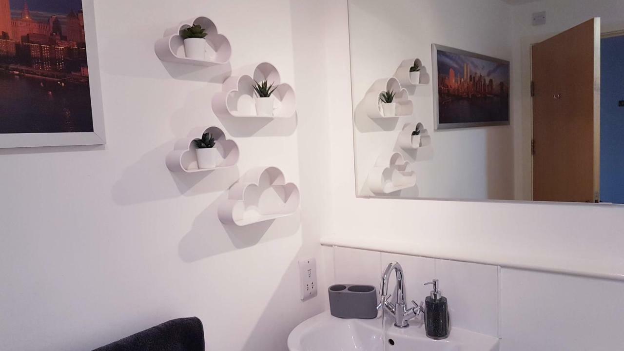 Marco Island -Spacious City Centre 2 Bedroom Apartment Nottingham Kültér fotó